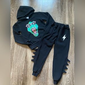 Lola + The Boys Dino Flash Jogger Set
